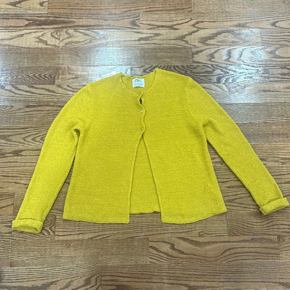 Zara Other - Sweater zara size 11/12 kids good condition